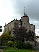 Vue de la façade nord du château avec sa tourelle