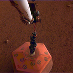 PIA22956-Mars-InSight-SeismometerDeployed-20181219.png
