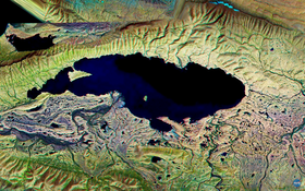 Спутниковая фотосъёмка озера Илису-Нур
