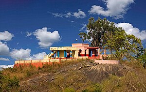 Bukit-bukau Shilphore, Jhalda.