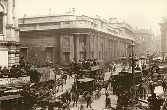 Bank of England di John Sloane (1790–1827), ampiamente considerata come un capolavoro dell'architettura neoclassica. Fu in gran parte demolita negli anni 1920.