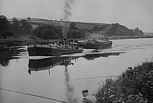 Barges near Hoveringham in 1954 The Trent at Hoveringham - geograph.org.uk - 61404.jpg
