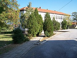 School in Oreshnik