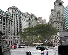 Seen from the Alexander Hamilton U.S. Custom House. From left to right: 1 Broadway, 11 Broadway, 25 Broadway, 37 Broadway, 26 Broadway, and 2 Broadway Wpdms 20020923b bowling green composite.jpg