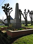 Le monument aux morts.