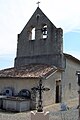 Vue sud-ouest de l'église (juil. 2011).