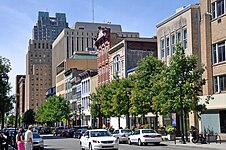 Í miðbýnum (Fayetteville Street)