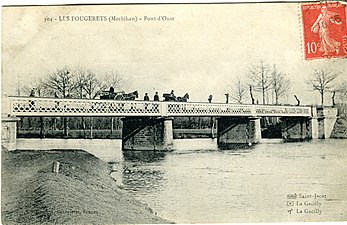 old post card of Peillac