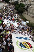 Venezolanonan ta marcha pa mustra nan sosten na RCTV