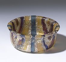 Roman bowl with gold band glass Roman - Bowl - Walters 4784 - View A.jpg