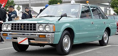 Toyota Crown S120 (1983–91)