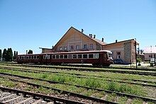 link=//commons.wikimedia.org/wiki/Category:Zărnești train station