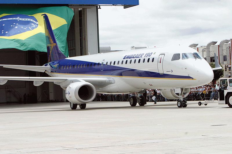 Ficheiro:Embraer 190.jpg