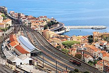 Vue des installations de la gare de Cerbère.