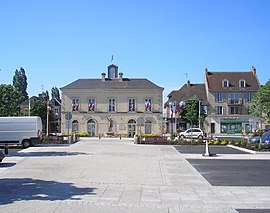 The Paul Quellec square in Troarn