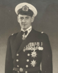 Frederick IX en 1947 Crop.png