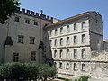 Bibliothèque municipale d'Avignon Livrée cardinalice Ceccano tour