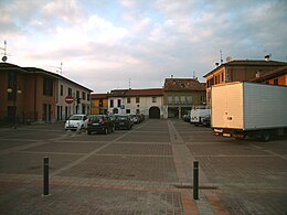 Lodi Vecchio - piazza Santa Maria.jpg