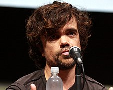 Peter Dinklage interprète Tyrion Lannister.