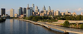 Philadelphia skyline and Schuylkill River (2016)