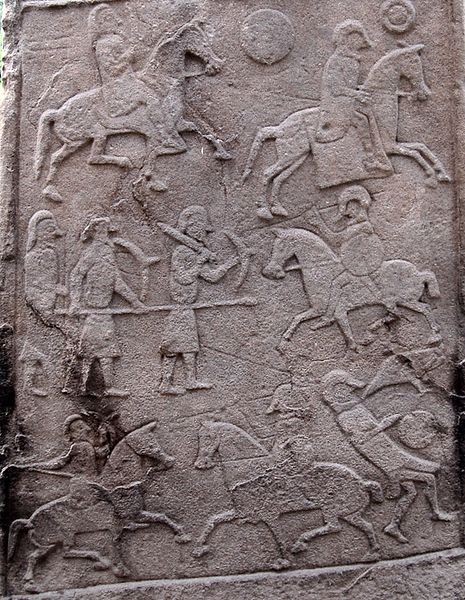 [Image: 465px-Pictish_Stone_at_Aberlemno_Church_...Detail.jpg]