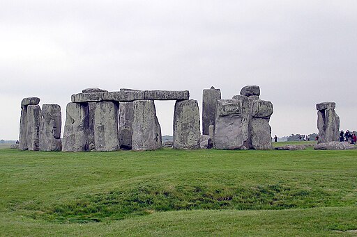 Stonehenge.arp