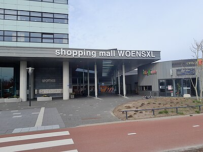 Winkelcentrum Woens XL