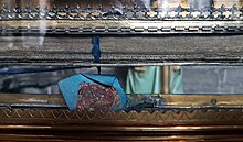 Detail of the Girdle of Mary in the Basilica of Our Lady in Maastricht 2018 Maastricht Heiligdomsvaart, reliekentoning Onze-Lieve-Vrouwebasiliek, voorbereiding 15.jpg