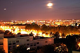 A view of Chevilly-Larue at night