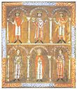Aus einem Evangeliar aus St. Emmeram, nach 1106: In der oberen Reihe Kaiser Heinrich IV. (Heinricus imperator) zwischen seinen Söhnen. Ihm zur Linken Konrad (Chuonradus), der 1101 in Opposition zu seinen Vater verstorben war, und zu seiner Rechten Heinrich V. (Heinricus rex) mit dem für ihn typischen Schnurrbart. In der unteren Reihe die drei Äbte Hl. Ramwold (974–1000), Eberhard (1060–1068) und Rupert (1068–1095) des Klosters St. Emmeram in Regensburg. Zum Ausdruck gebracht wird der Gedanke der dynastischen Kontinuität: Beide Söhne stehen trotz ihrer Rebellionen in gleicher herrscherlicher Haltung mit den gleichen Insignien in den Händen einträchtig neben ihrem Vater. Krakau, Bibliothek des Domkapitels 208, fol. 2v