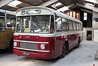 ​ ​ De BBA-stadsbussen hadden eind jaren 60 een witte basis met bordeauxrood onder de ramen.