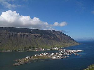 Vue aérienne d'Ísafjörður.