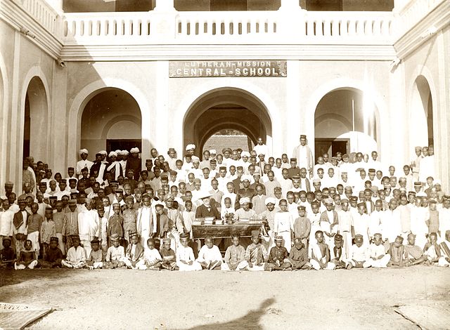 Einweihung der Zentralschule in Schiali  am 24. Juni 1896