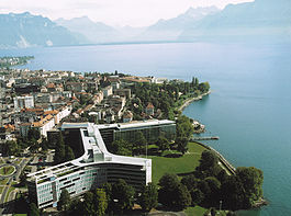 Vevey with the نستله headquarters in the foreground
