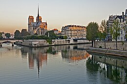 Notre Dame, early morning.jpg