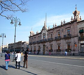 280px-PalacioGobiernoMichoacan05.JPG