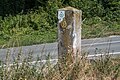 Historischer Wegweiserstein, Angaben verwittert, nicht mehr lesbar/vorhanden direkt an der L3477 auf der Bergkuppe zwischen Wembach und Groß-Bieberau