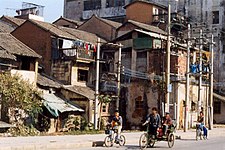 ถนนเก่าในเหมย์โจว (พ.ศ. 2543)