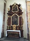 Linker Seitenaltar mit Bild des Heiligen Aloysius