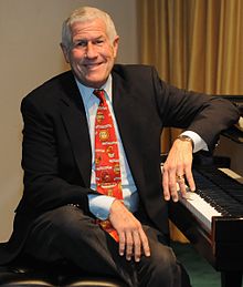 Andy Kahn at Piano (Photo - Kathy Poole).jpg