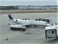 Bombardier CRJ-700 der Comair