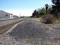 Looking along the Heathcote station platform in the direction of Ferrymead.