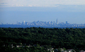 The Midtown Manhattan skyline as seen from Nor...