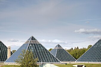 Piramidoj de Muttart Conservatory