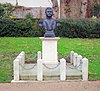 Статуя О'Хиггинса, Ричмонд, Лондон..jpg