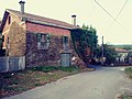 Casa de cachotaría reconstruída con ladrillo (feísmo de fagocito con paries nudum)