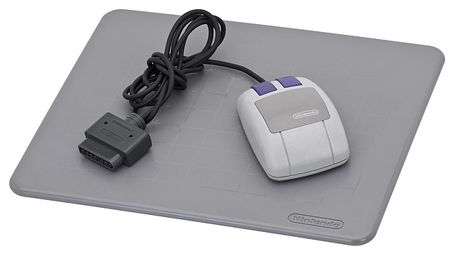 640px-SNES-Mouse-and-Pad.jpg