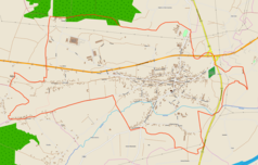 Mapa konturowa Wojnicza, blisko centrum na prawo znajduje się punkt z opisem „Parafiapw. Świętego Wawrzyńcaw Wojniczu”