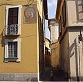 Via della Signora in Monza da via Moriggia, Porta Lodi, si immette in via Azzone Visconti notare la Madonna col Bambino dipinta all'inizio della strada