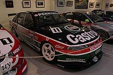 1995 Holden VR Commodore Bathurst winner (28249502800).jpg